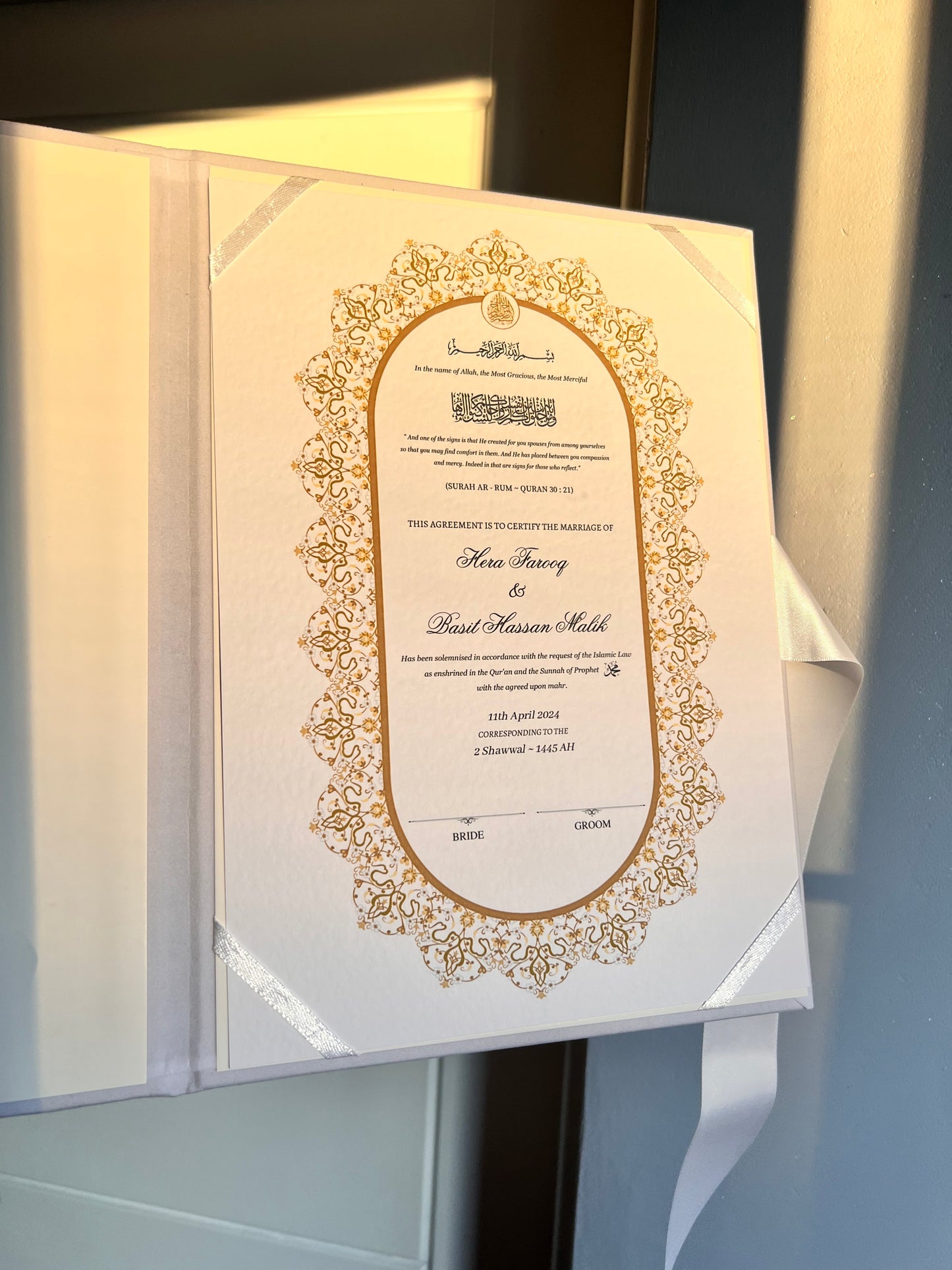 A4/A3 Oval nikkah certificate - feather pen - folder - wedding certificate