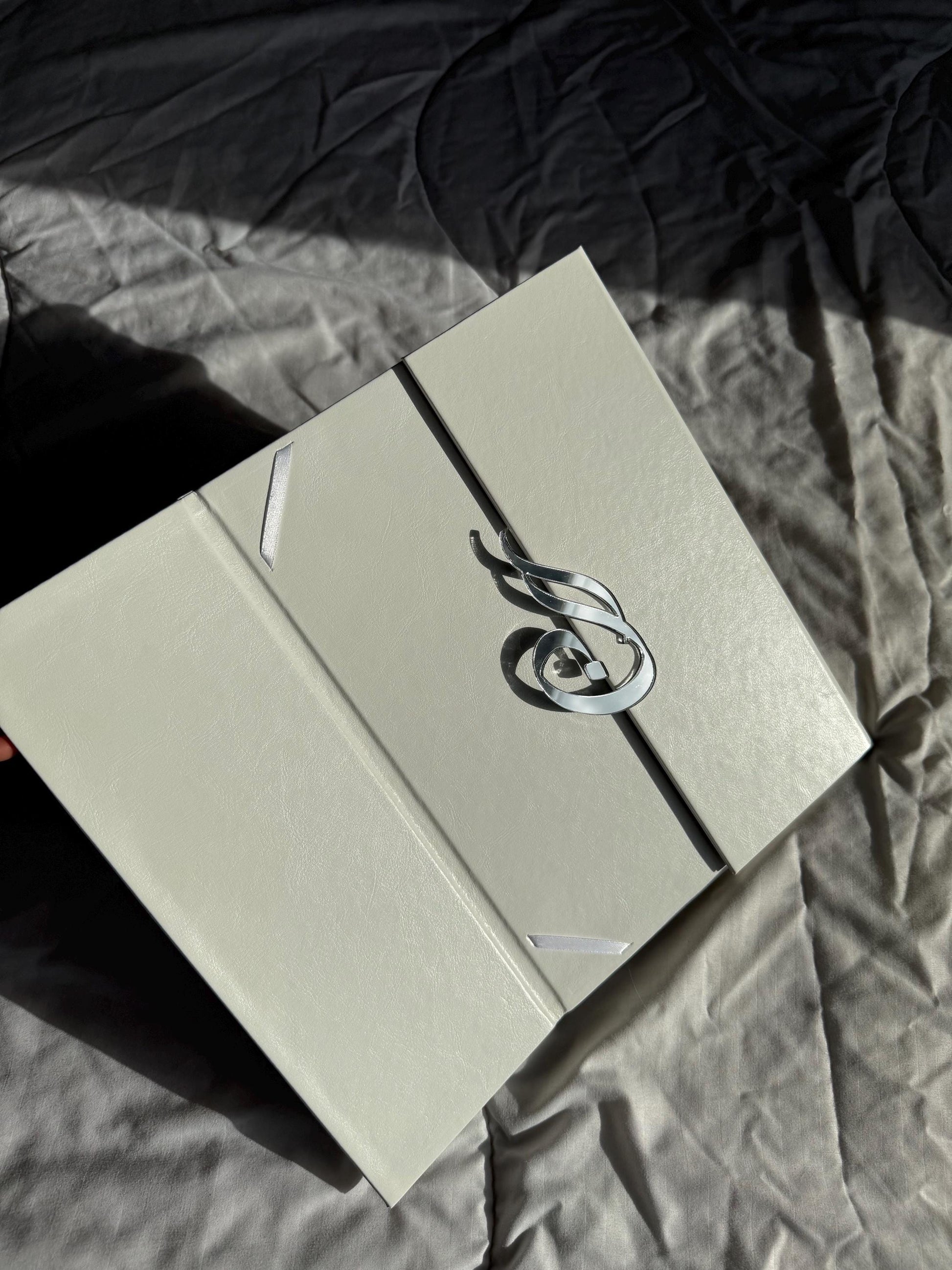 A4 Nikkah Certificate ~ Feather Pen ~ Certificate folder ~ White Hammered Card ~ nikkah booklet